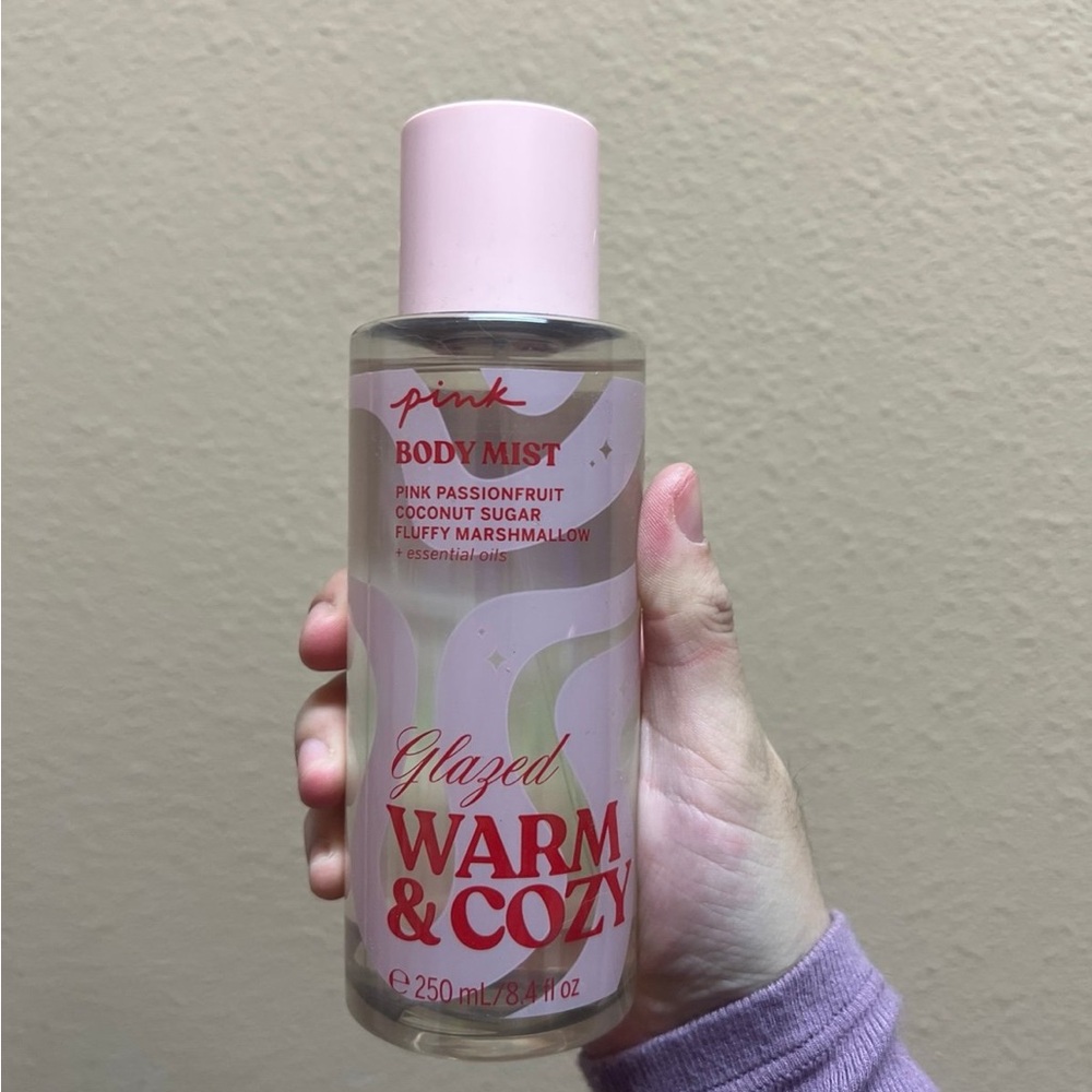 VICTORIA’S SECRET PINK GLAZED WARM & COZY MIST SPRAY